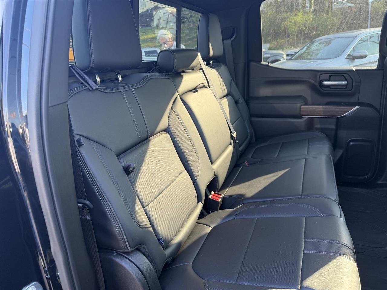 Chevrolet Silverado 1500  2021