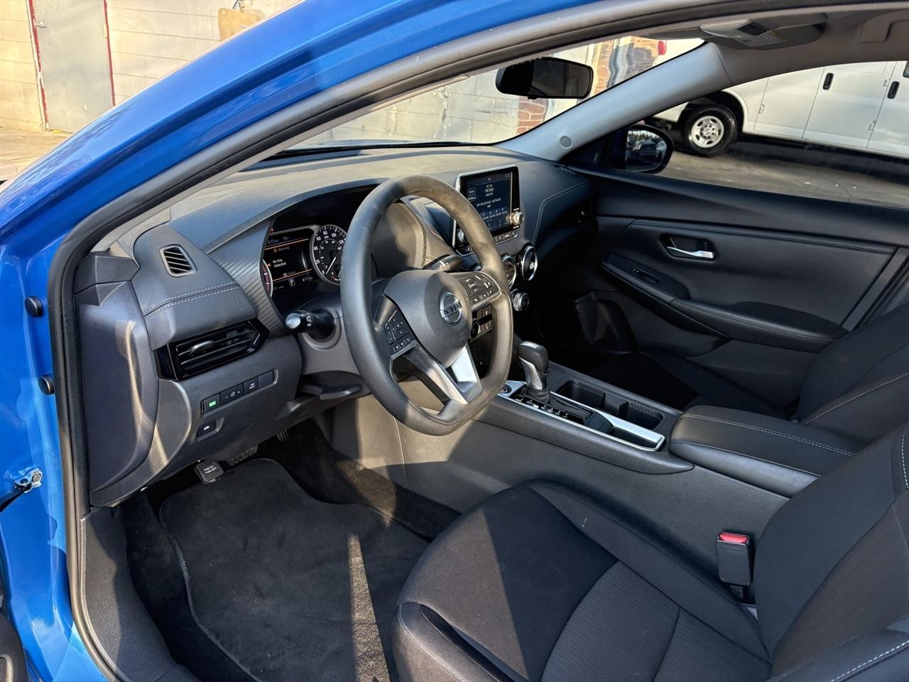 Nissan Sentra SV 2023