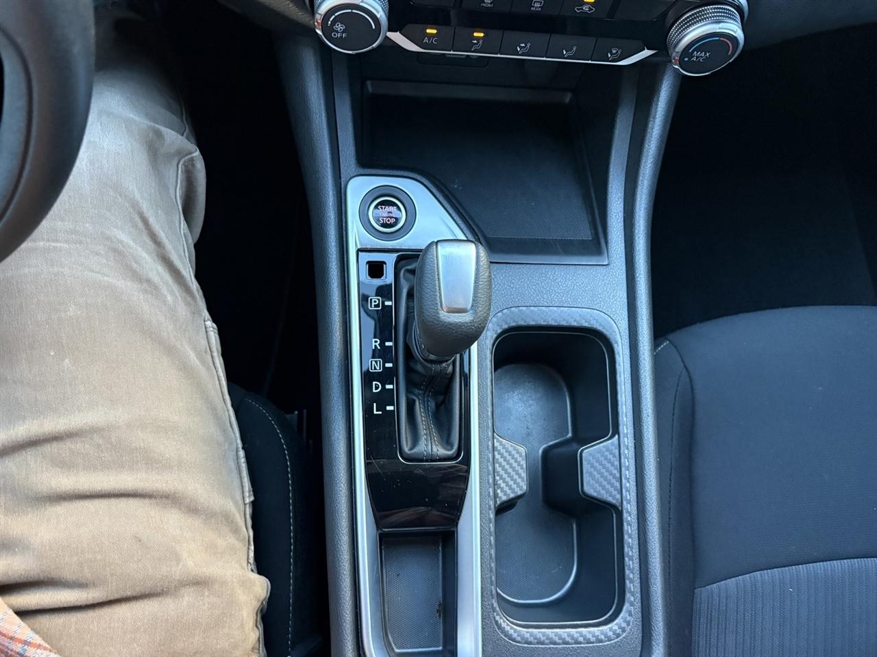 Nissan Sentra SV 2023