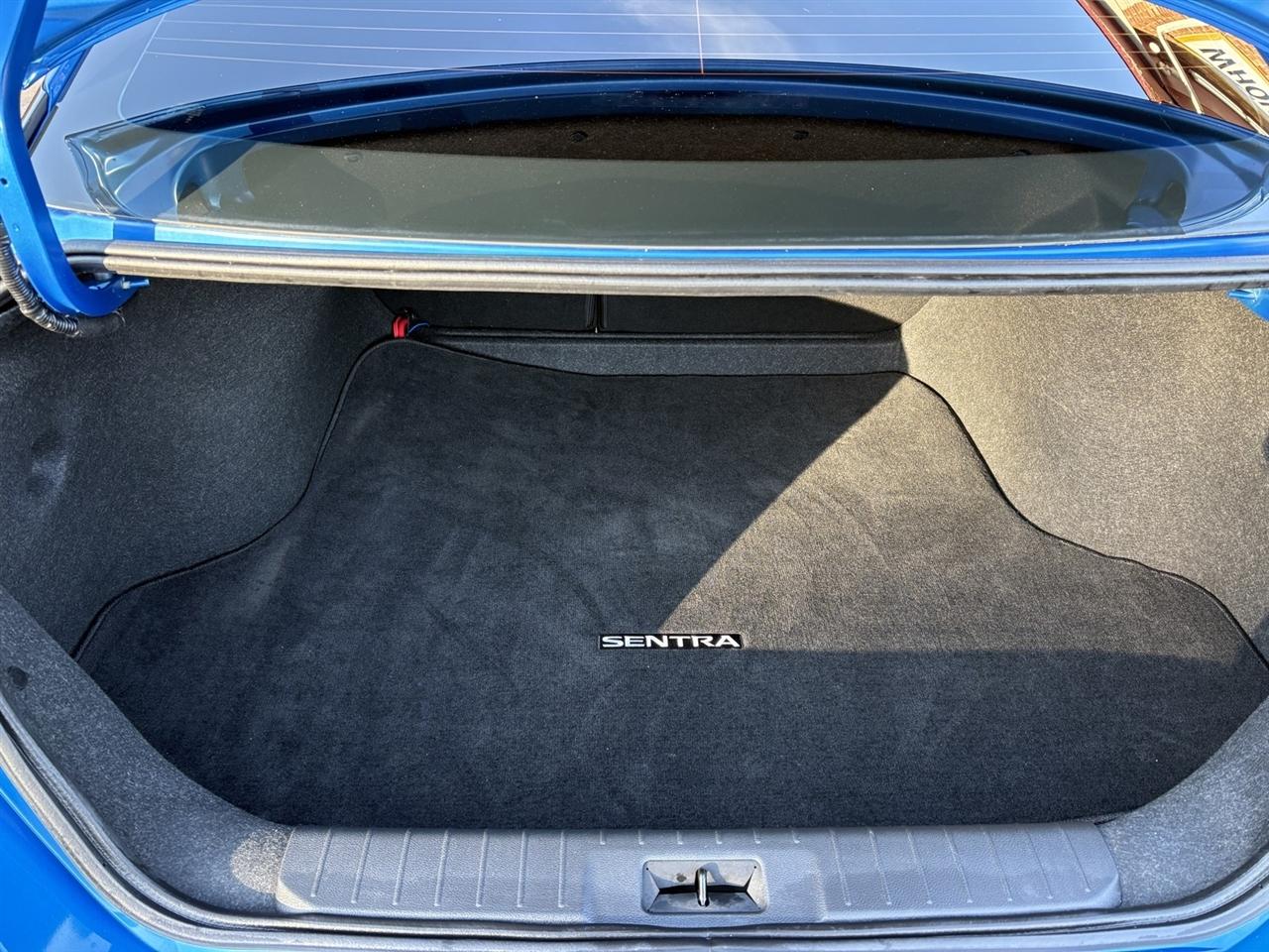 Nissan Sentra SV 2023