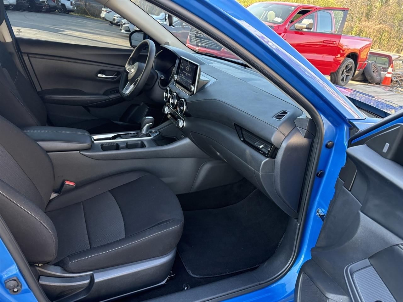 Nissan Sentra SV 2023