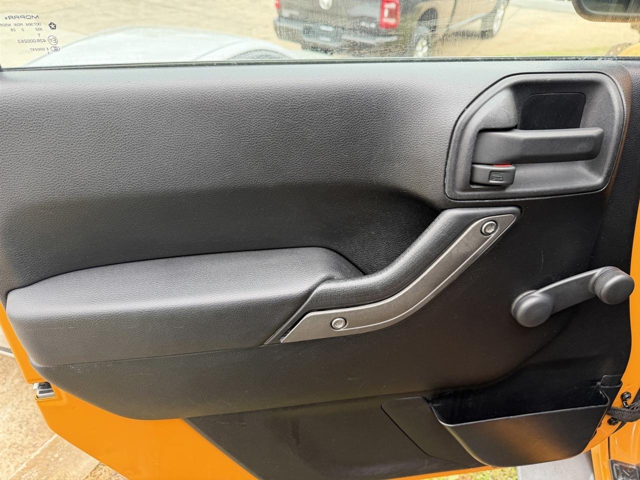 Jeep Wrangler Sport 4WD 2012