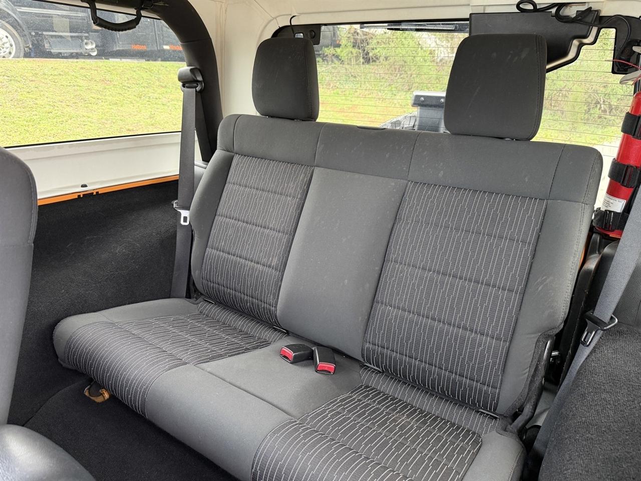 Jeep Wrangler Sport 4WD 2012