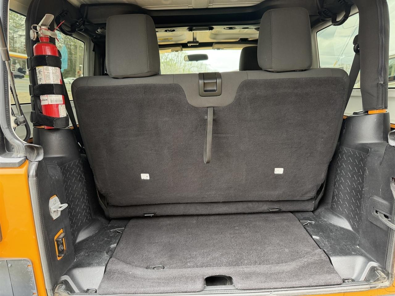 Jeep Wrangler Sport 4WD 2012