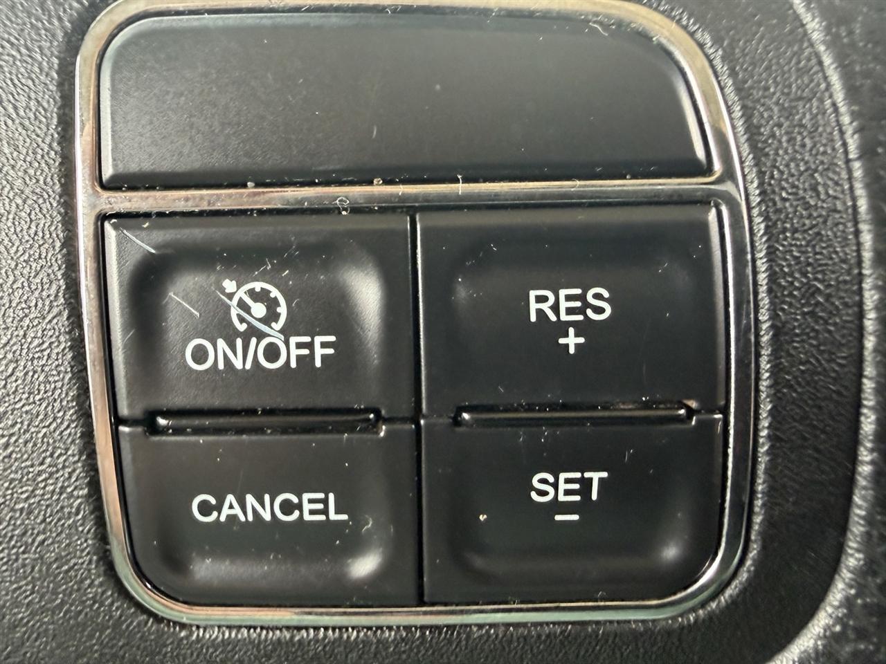 Jeep Wrangler Sport 4WD 2012