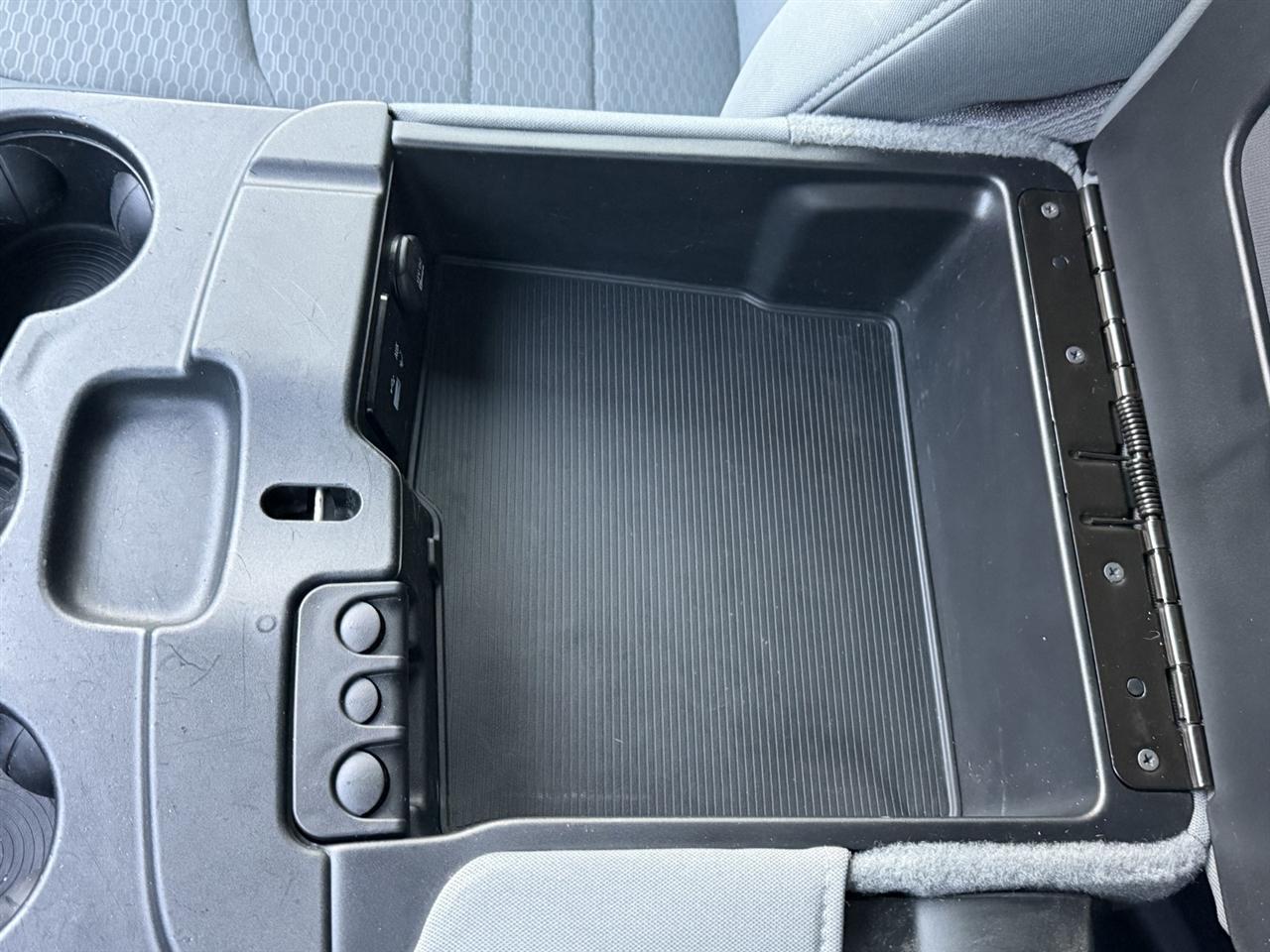 RAM 1500 Tradesman Regular Cab SWB 2WD 2013