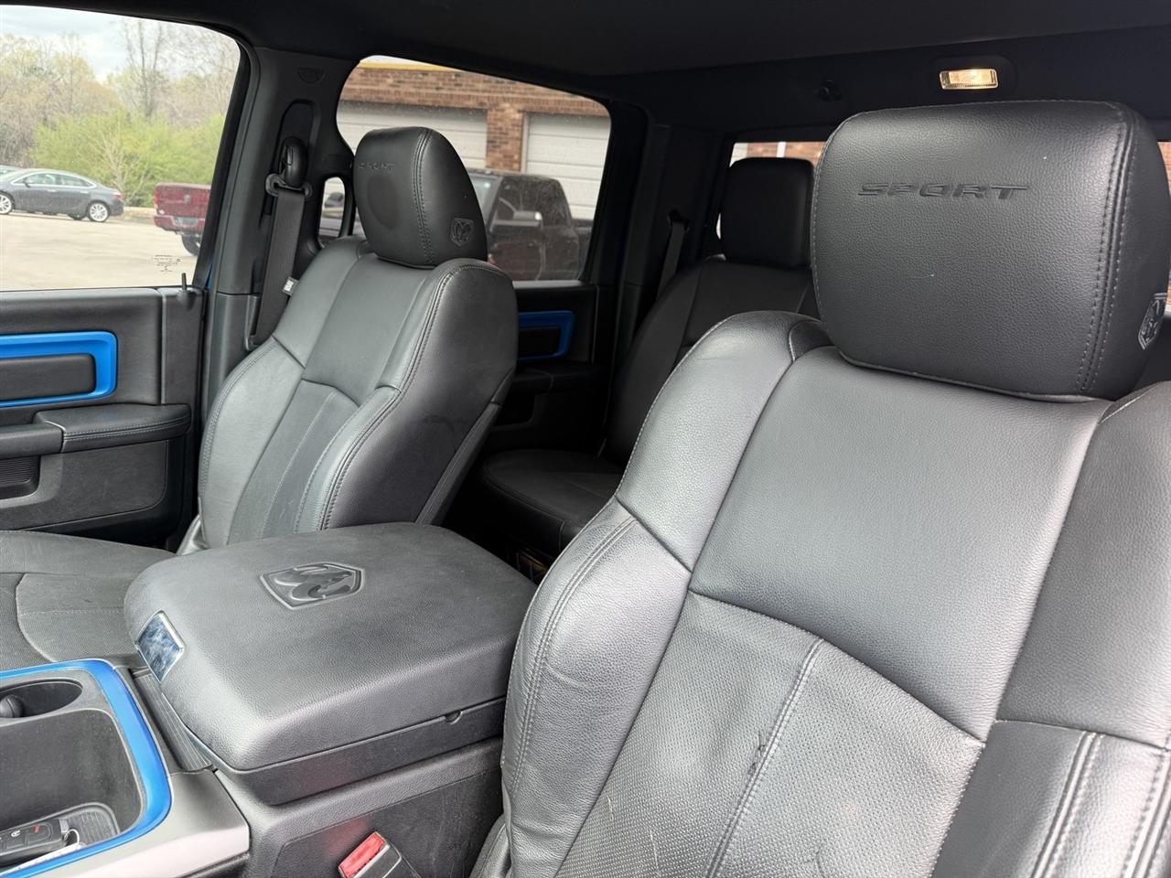 RAM 1500 Sport Crew Cab SWB 4WD 2018