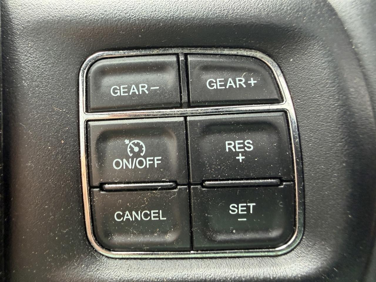 RAM 1500 Sport Crew Cab SWB 4WD 2018