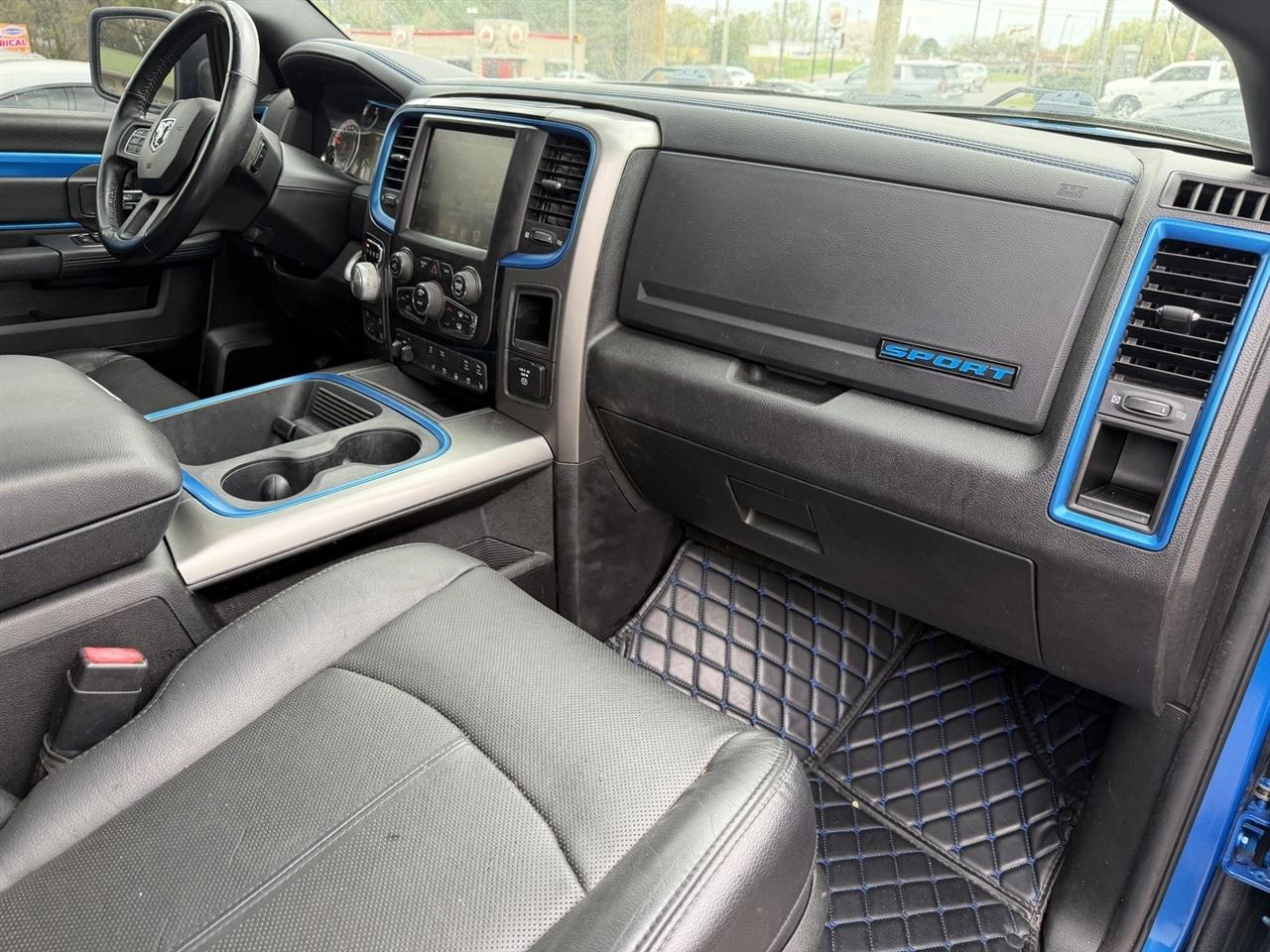 RAM 1500 Sport Crew Cab SWB 4WD 2018