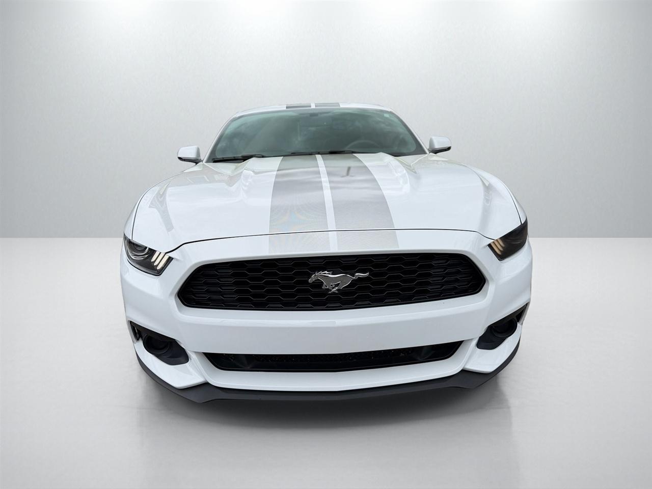 Ford Mustang EcoBoost Coupe 2017