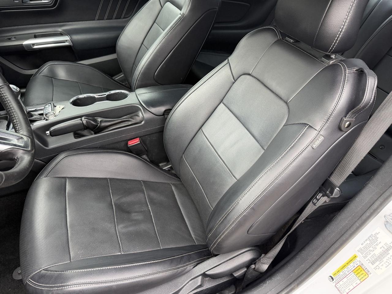 Ford Mustang EcoBoost Coupe 2017