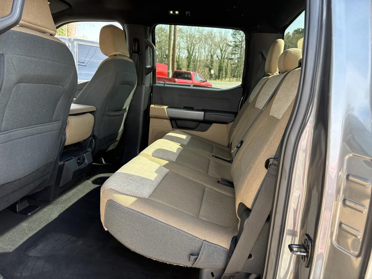 Ford F-250 SD Platinum Crew Cab 4WD 2024