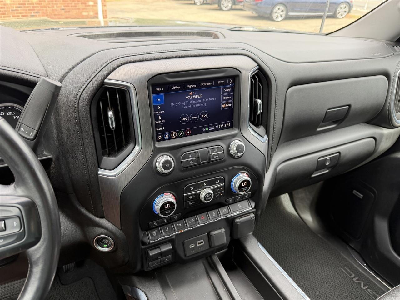 GMC Sierra 2500HD Denali Crew Cab 4WD 2020