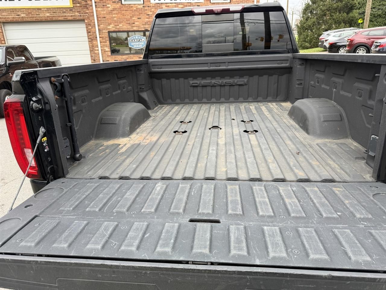 GMC Sierra 2500HD Denali Crew Cab 4WD 2020