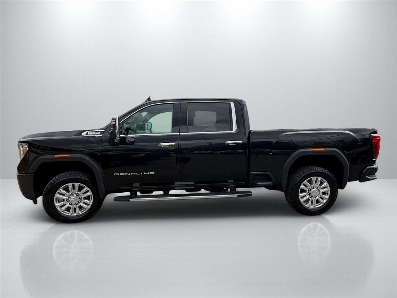GMC Sierra 2500HD Denali Crew Cab 4WD 2020