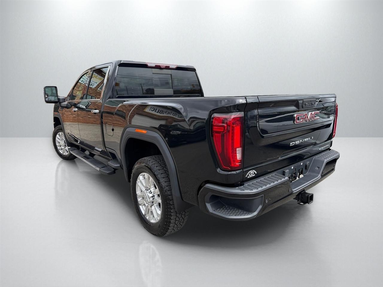 GMC Sierra 2500HD Denali Crew Cab 4WD 2020