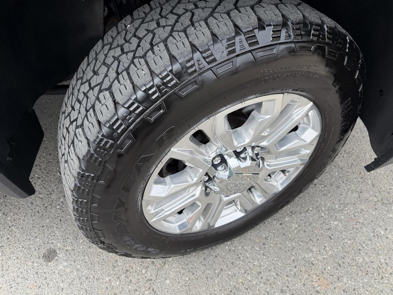 GMC Sierra 2500HD Denali Crew Cab 4WD 2020