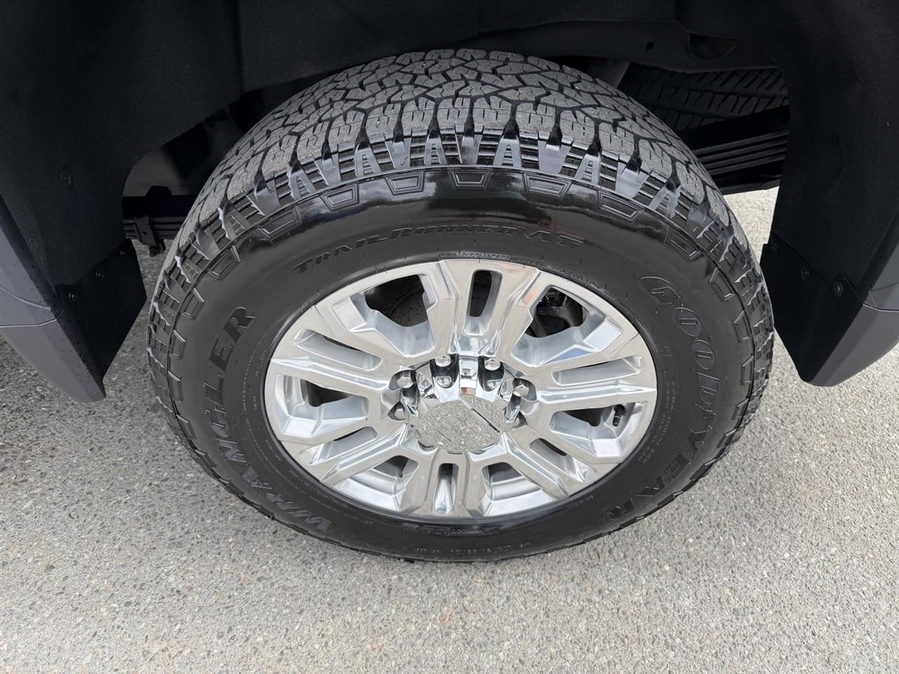 GMC Sierra 2500HD Denali Crew Cab 4WD 2020