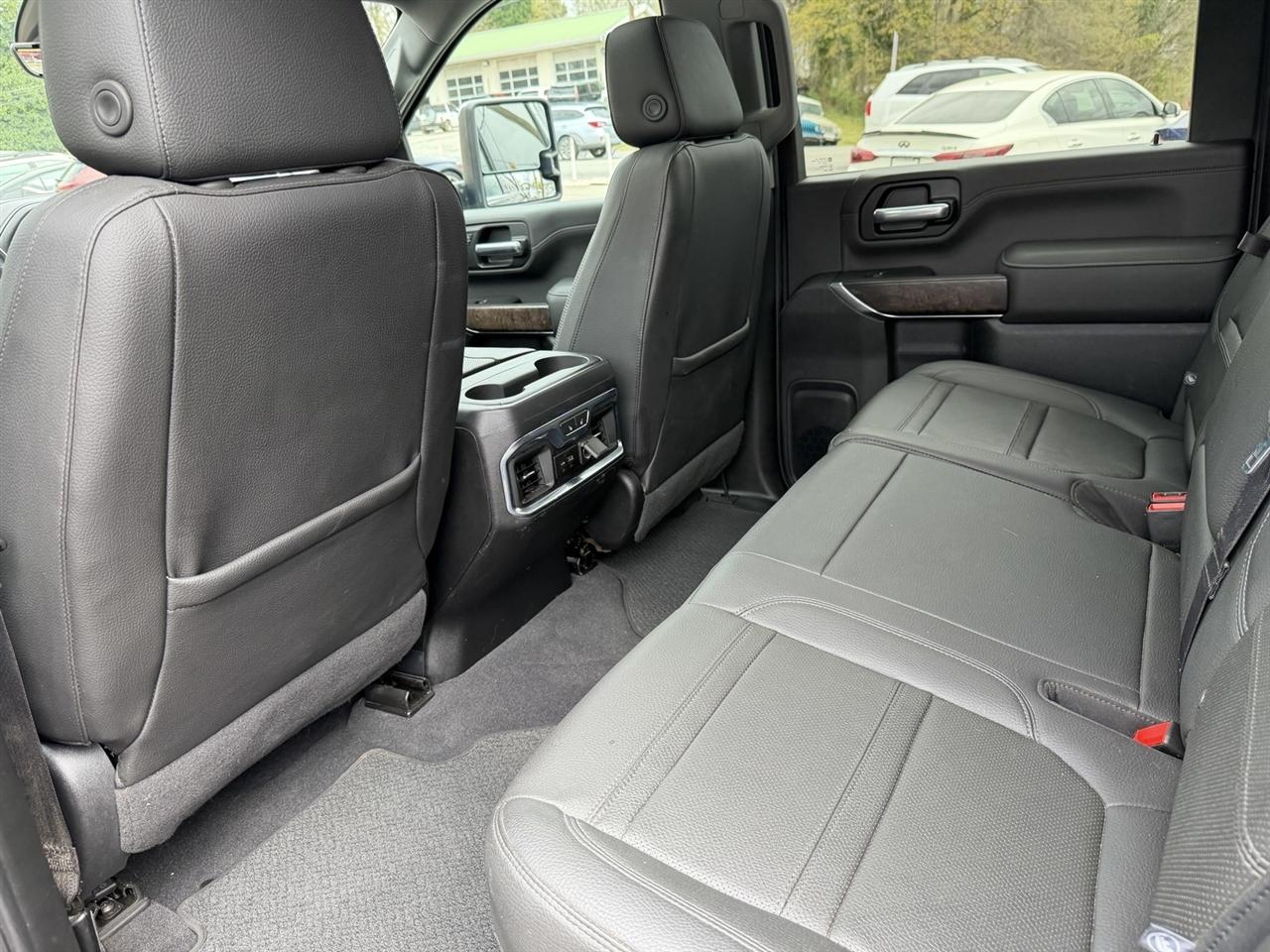 GMC Sierra 2500HD Denali Crew Cab 4WD 2020