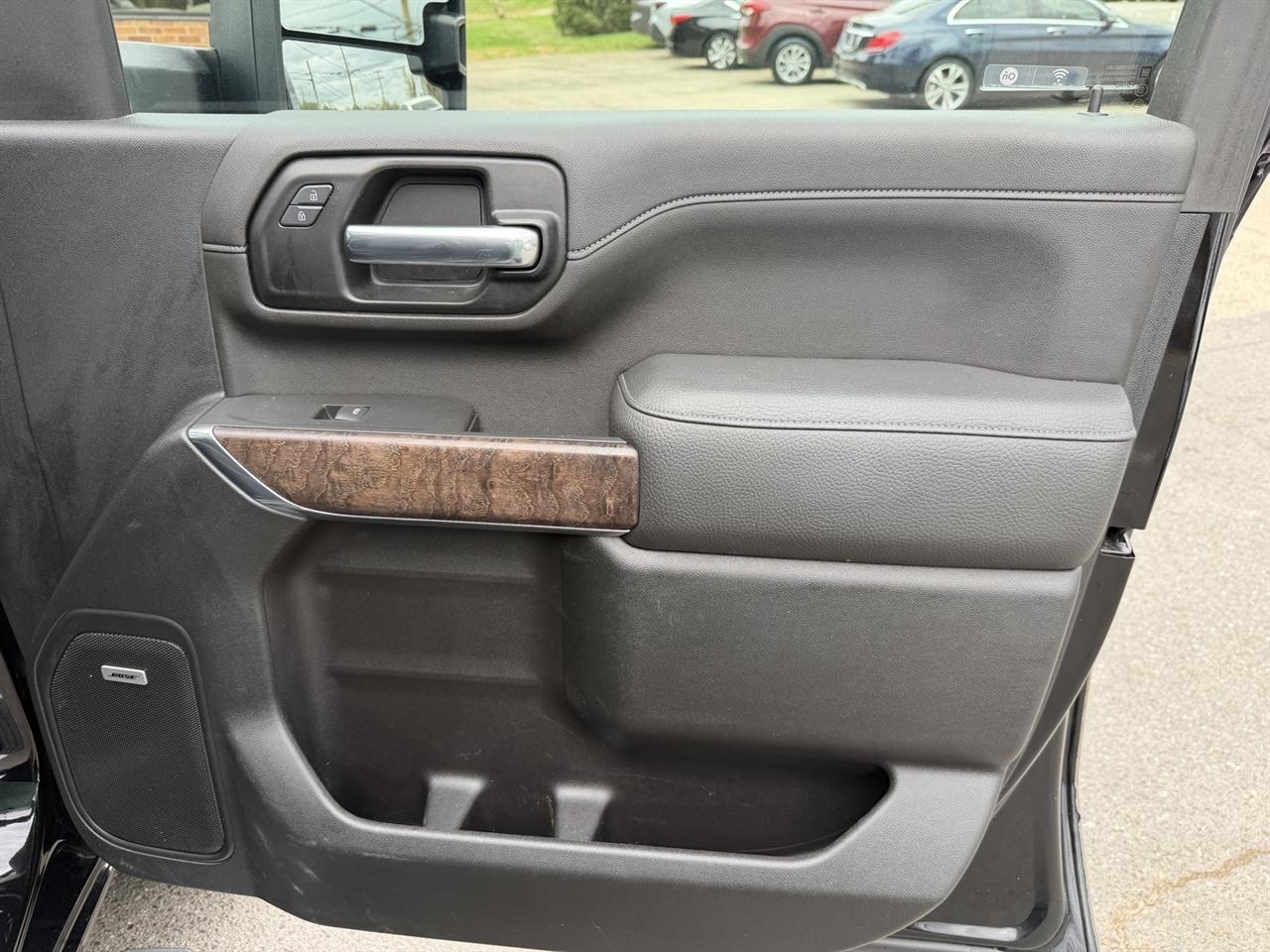 GMC Sierra 2500HD Denali Crew Cab 4WD 2020