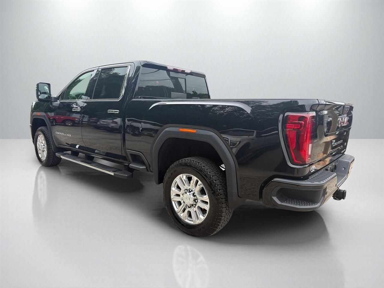 GMC Sierra 2500HD Denali Crew Cab 4WD 2020