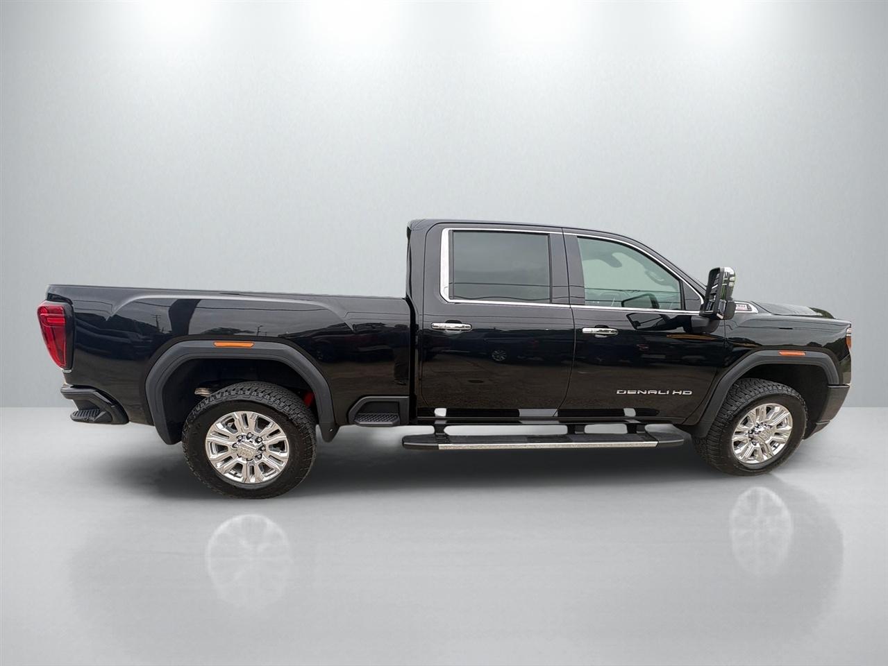 GMC Sierra 2500HD Denali Crew Cab 4WD 2020