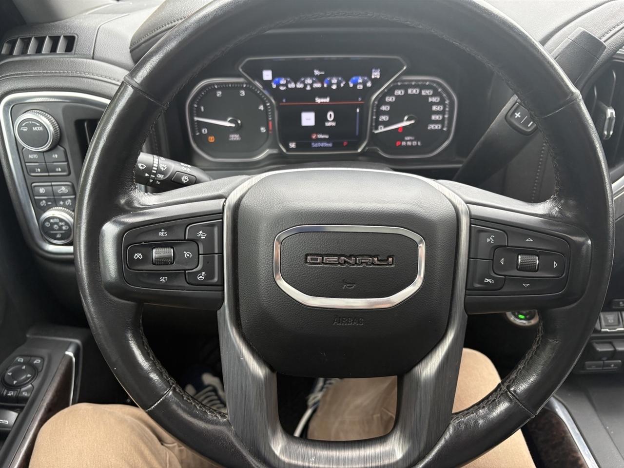 GMC Sierra 2500HD Denali Crew Cab 4WD 2020