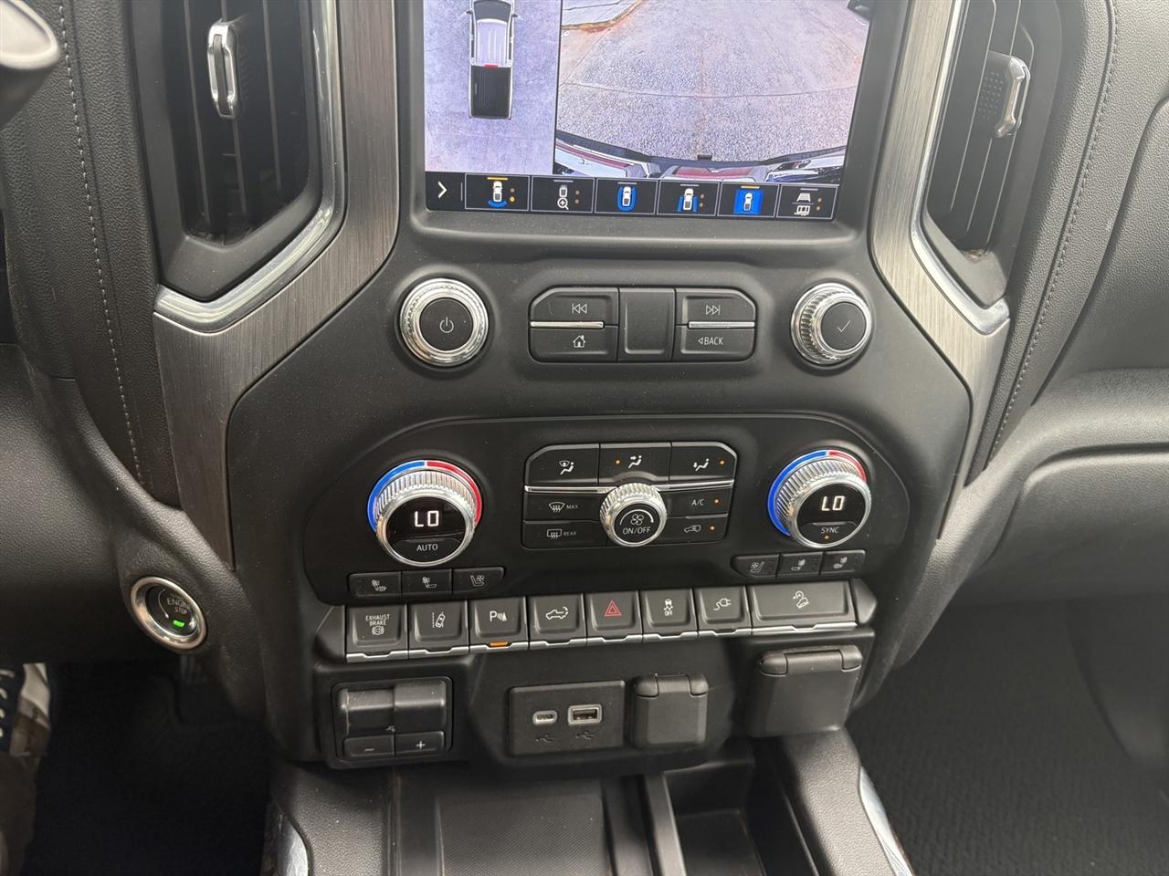 GMC Sierra 2500HD Denali Crew Cab 4WD 2020