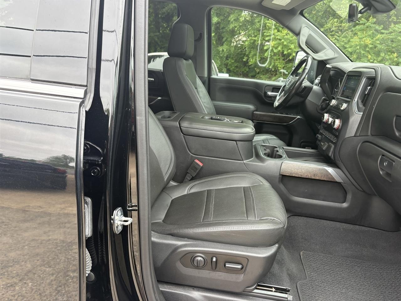 GMC Sierra 2500HD Denali Crew Cab 4WD 2020