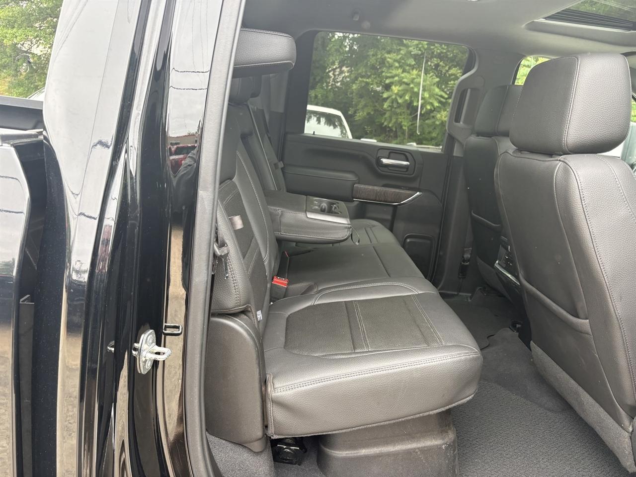 GMC Sierra 2500HD Denali Crew Cab 4WD 2020