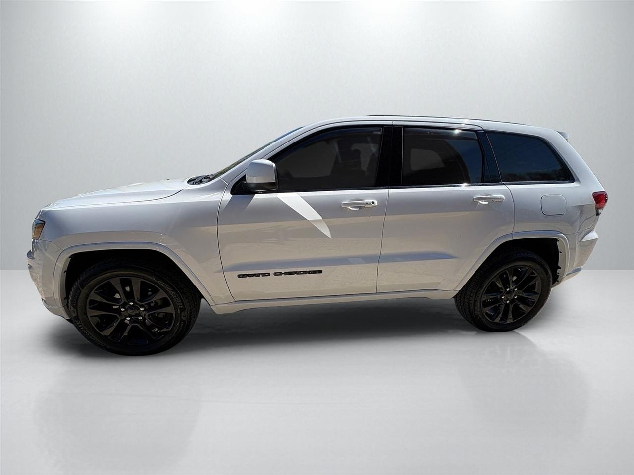 Jeep Grand Cherokee Laredo 4WD 2018