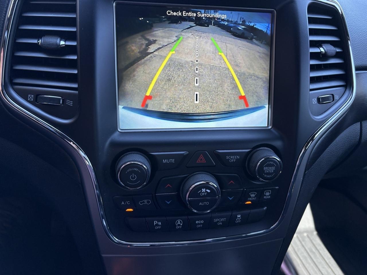 Jeep Grand Cherokee Laredo 4WD 2018