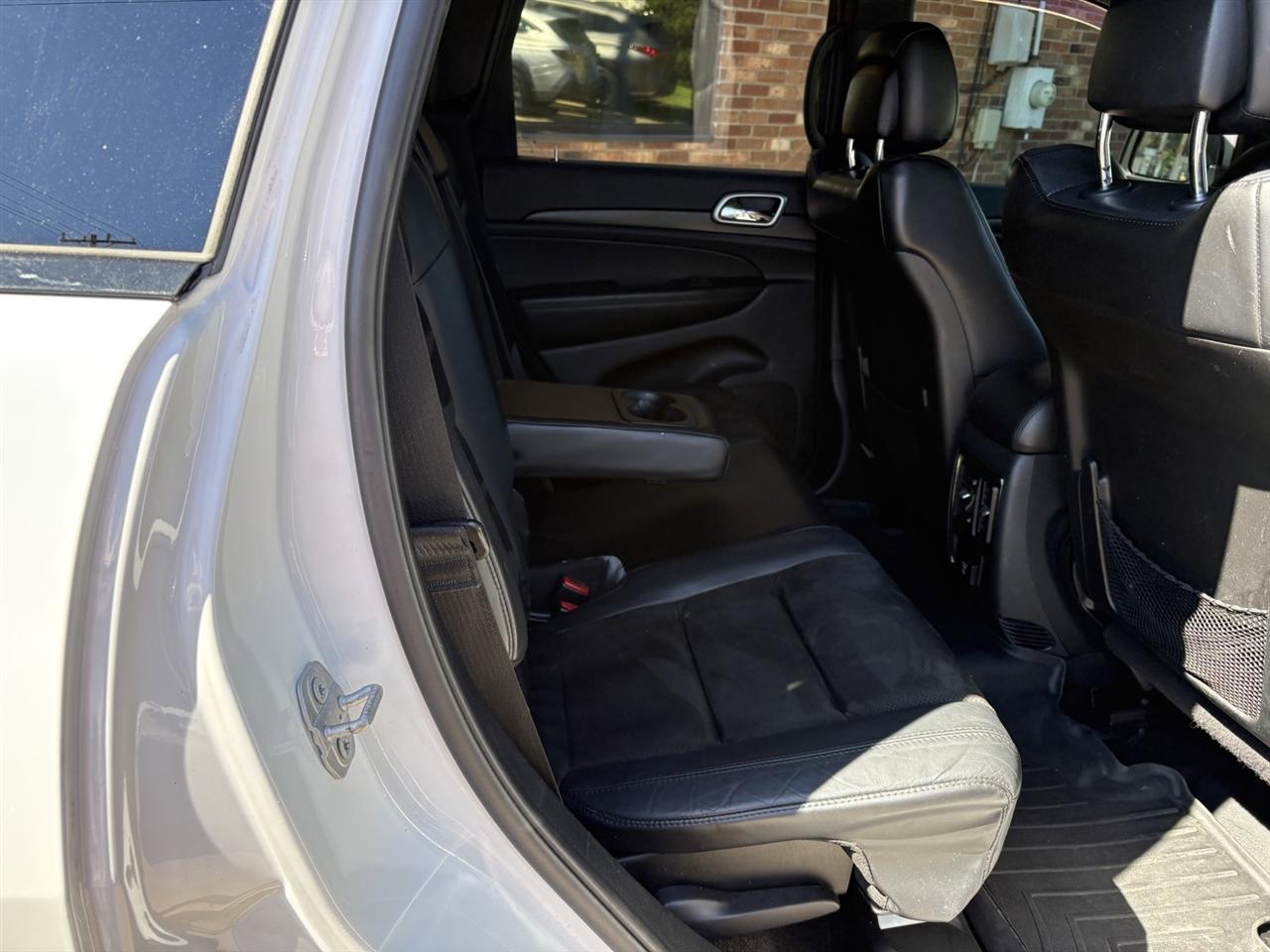 Jeep Grand Cherokee Laredo 4WD 2018