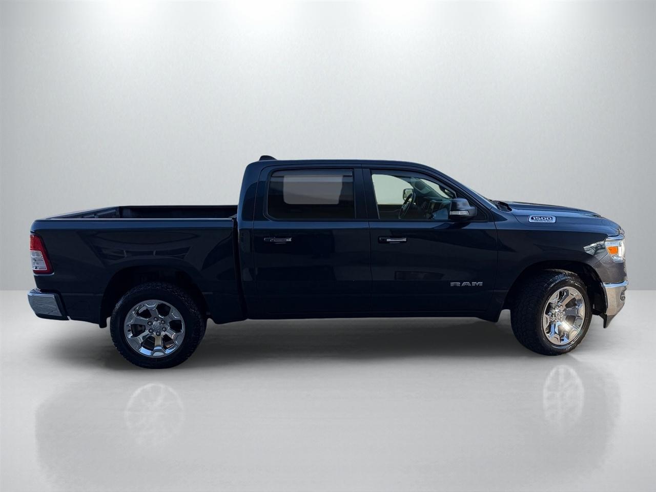 RAM 1500 Big Horn Crew Cab SWB 4WD 2020
