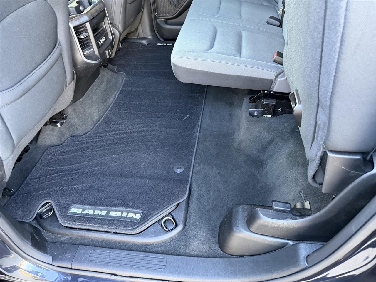 RAM 1500 Big Horn Crew Cab SWB 4WD 2020