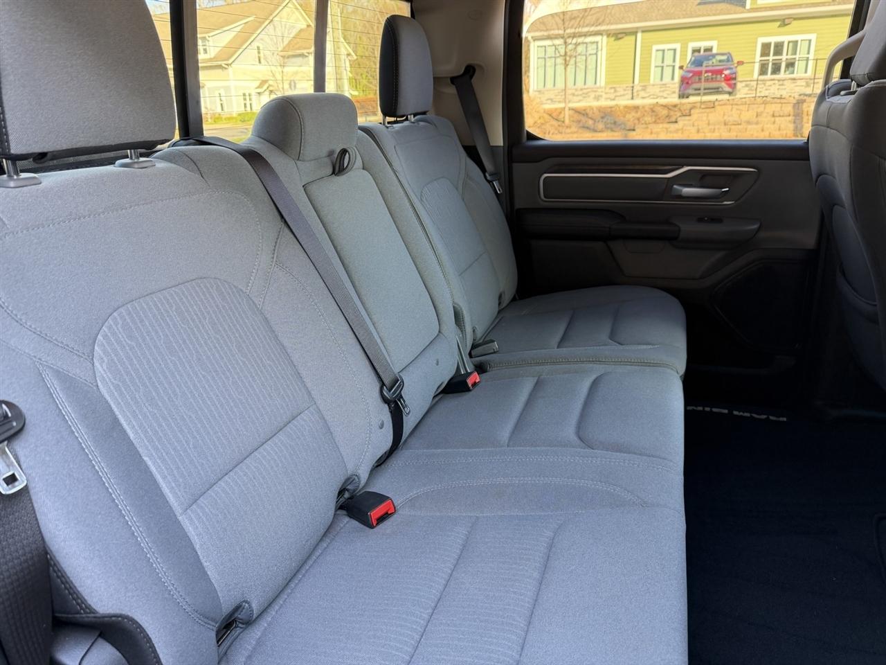 RAM 1500 Big Horn Crew Cab SWB 4WD 2020