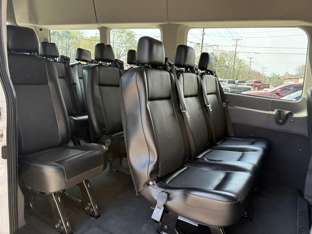 Ford Transit 350 Wagon HD High Roof XL Sliding Pass. 148 WB EL 2020