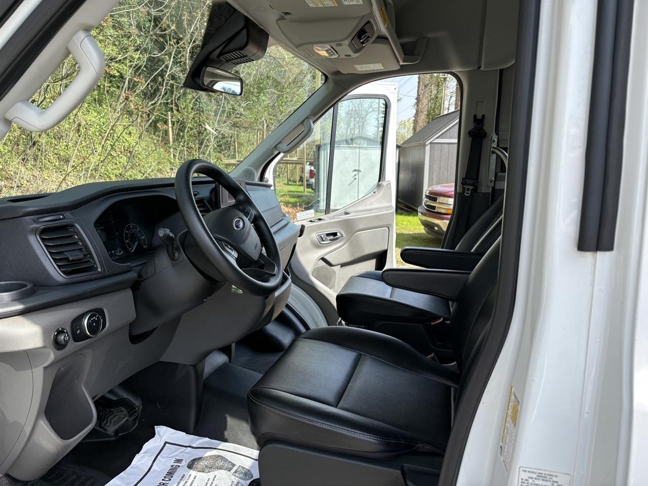 Ford Transit 350 Wagon HD High Roof XL Sliding Pass. 148 WB EL 2020