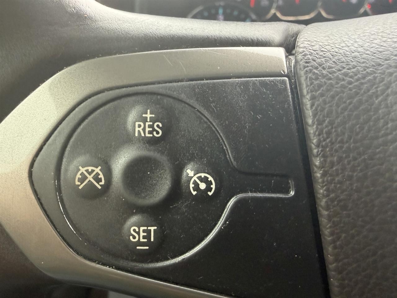 Chevrolet Silverado 1500 High Country Crew Cab 4WD 2014