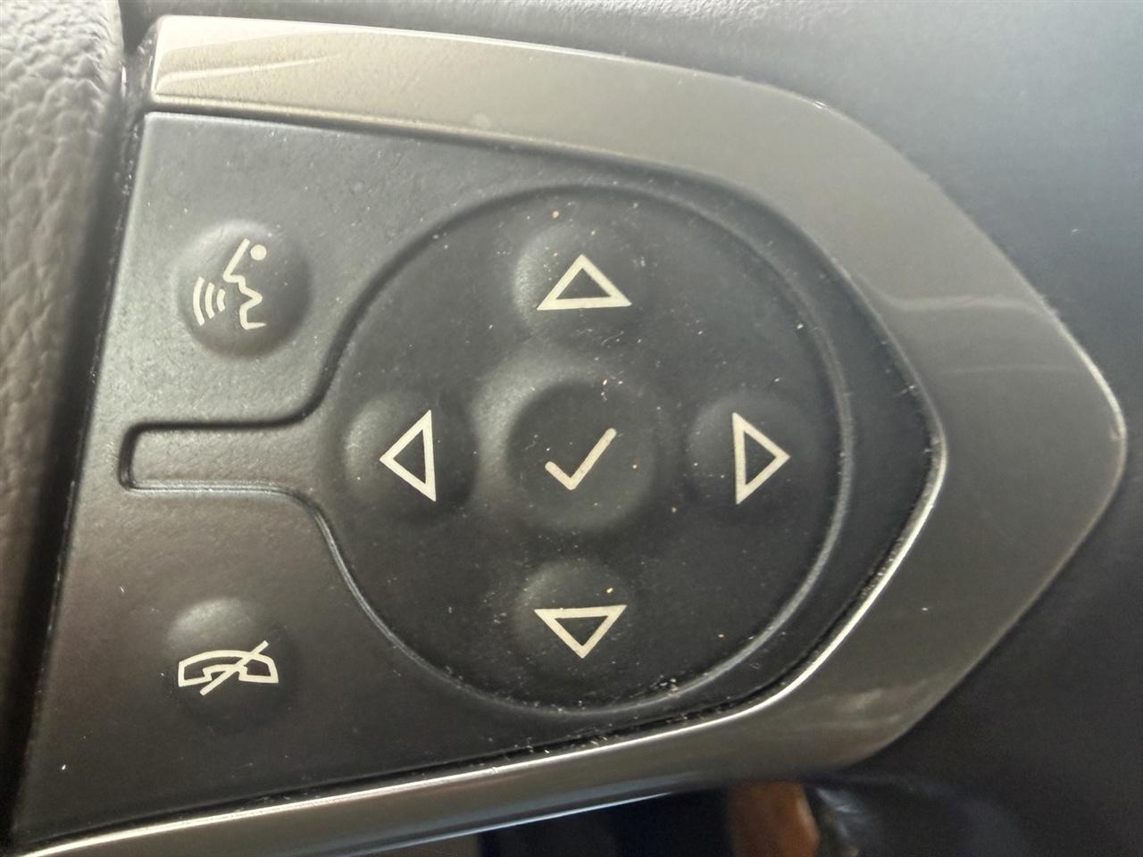 Chevrolet Silverado 1500 High Country Crew Cab 4WD 2014