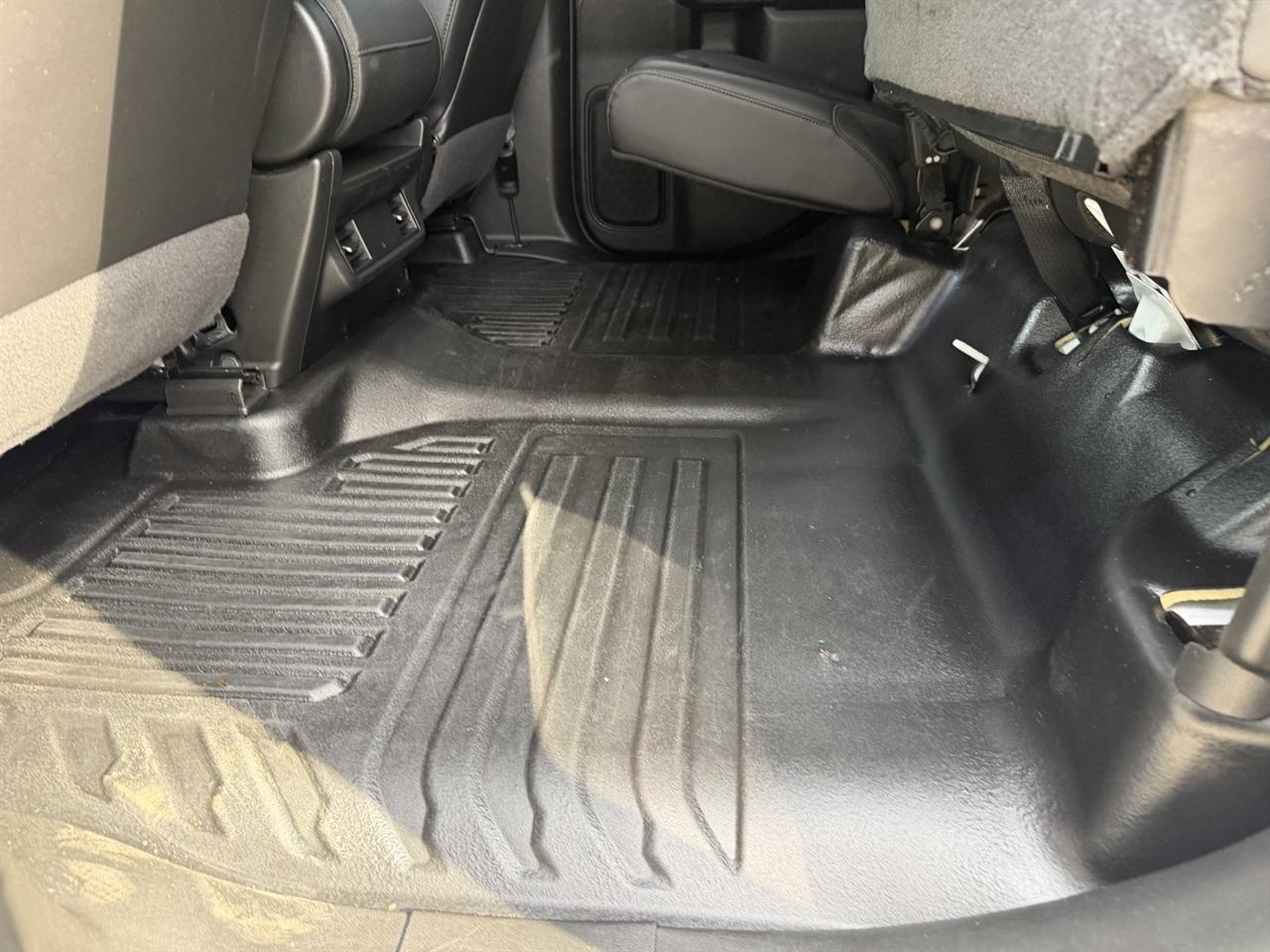 GMC Sierra 1500 Base Double Cab 2WD 2020