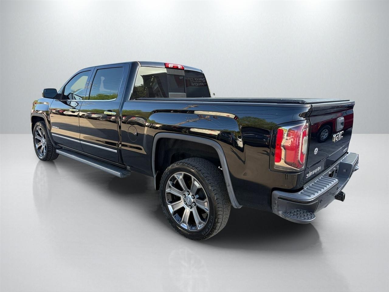 GMC Sierra 1500 Denali Crew Cab Long Box 4WD 2016