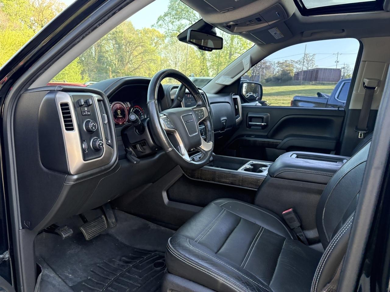 GMC Sierra 1500 Denali Crew Cab Long Box 4WD 2016