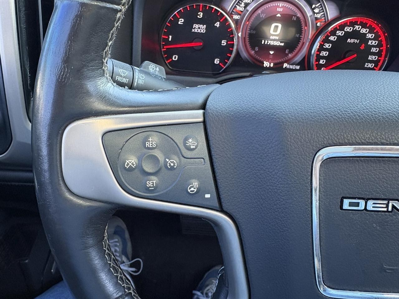 GMC Sierra 1500 Denali Crew Cab Long Box 4WD 2016