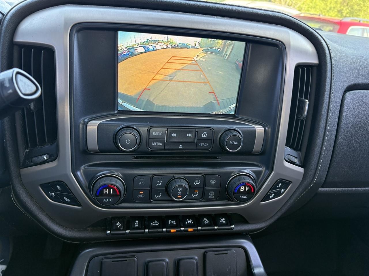 GMC Sierra 1500 Denali Crew Cab Long Box 4WD 2016