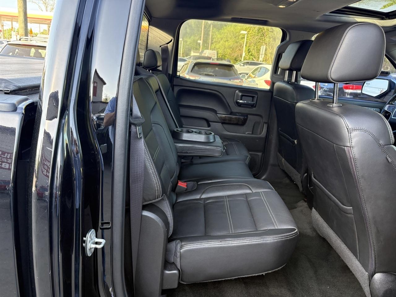 GMC Sierra 1500 Denali Crew Cab Long Box 4WD 2016