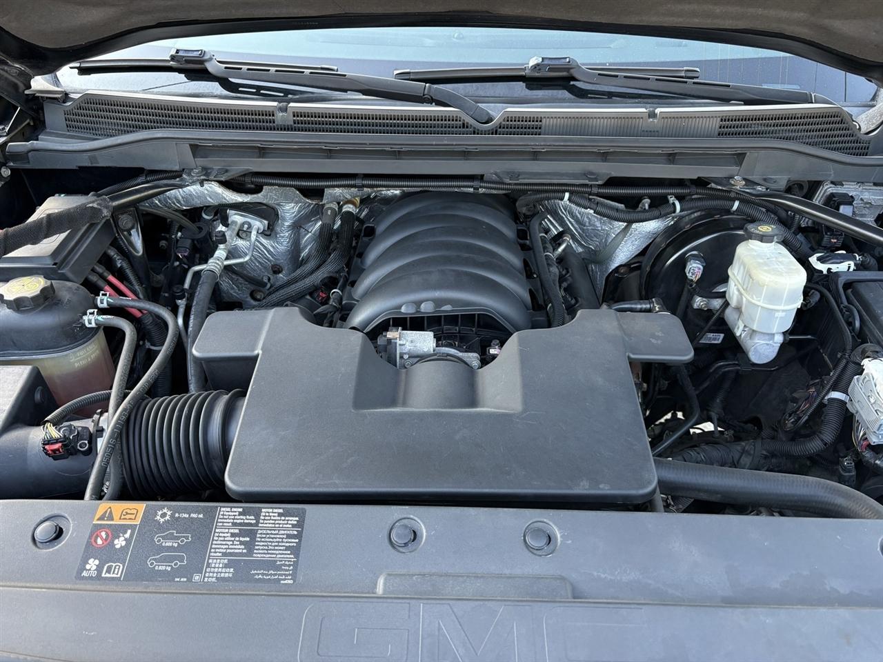 GMC Sierra 1500 Denali Crew Cab Long Box 4WD 2016