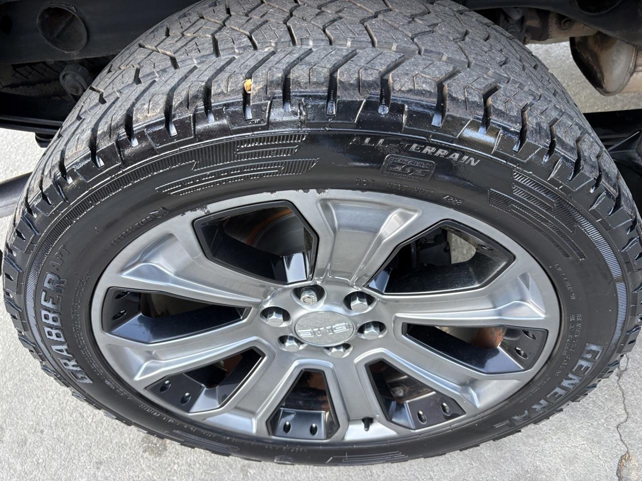 GMC Sierra 1500 Denali Crew Cab Long Box 4WD 2016