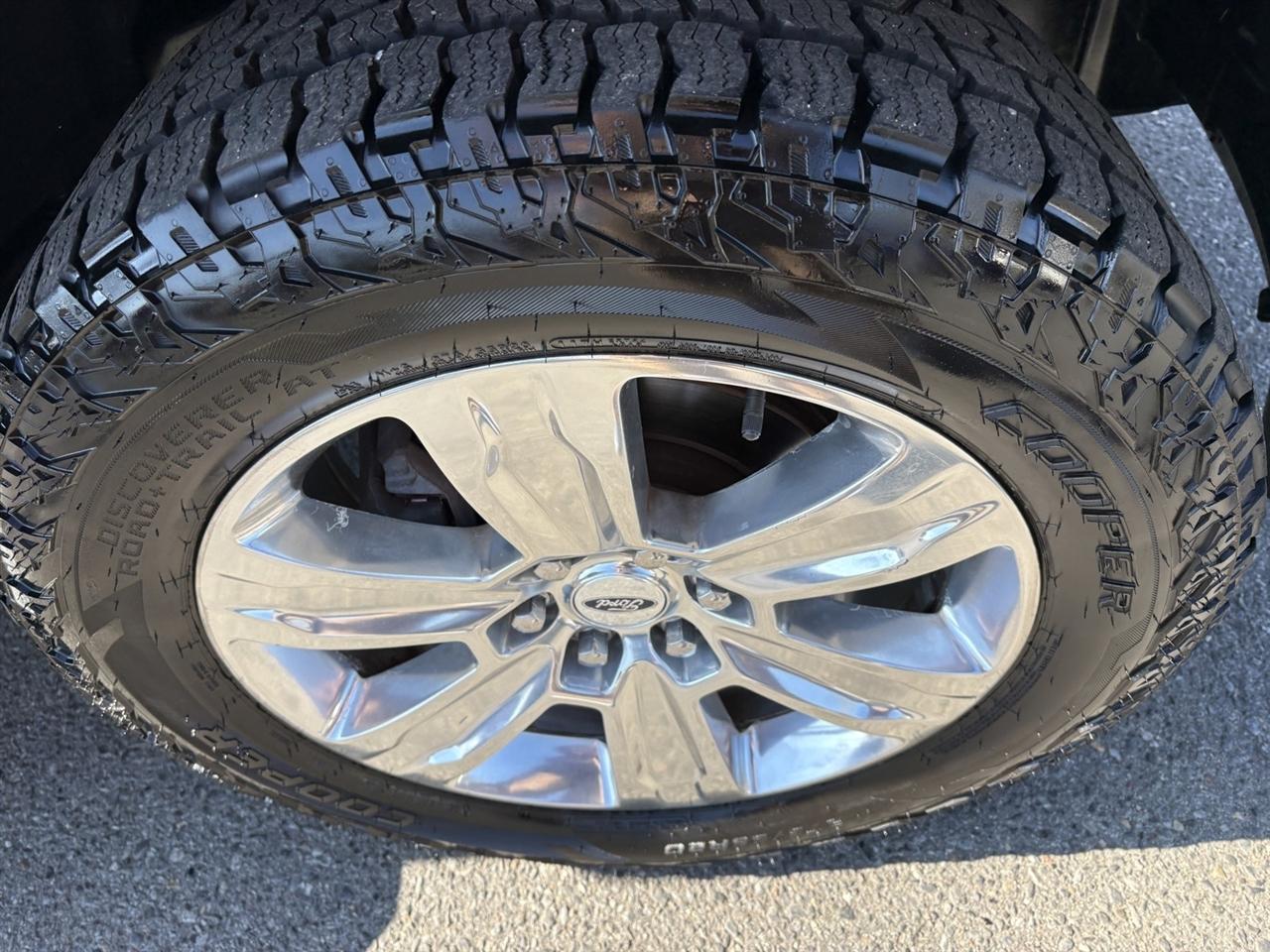 Ford F-150 Platinum 4WD SuperCrew 5.5' Box 2015