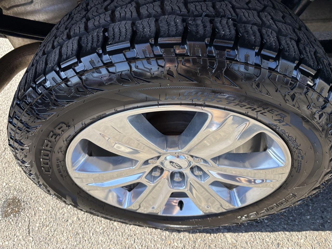 Ford F-150 Platinum 4WD SuperCrew 5.5' Box 2015